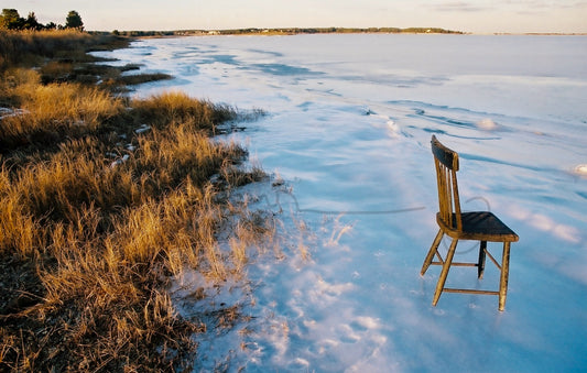 Mary’s Chair On Ice | 13 x 19